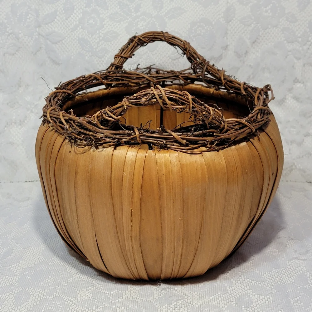 Vintage Handmade Pumpkin Shape Woven Basket Natural Wood Vine Twig Handle Rustic